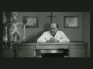 KEK TRAILER BLACK & WHITE