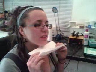 Vidéo piercing langue - 3nov08