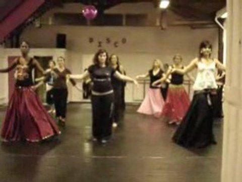 choré de danse orientale de leyla aidara cours moyen 2