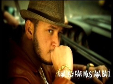 SETH GUEKO MA COUILLASSE NEOCHROME