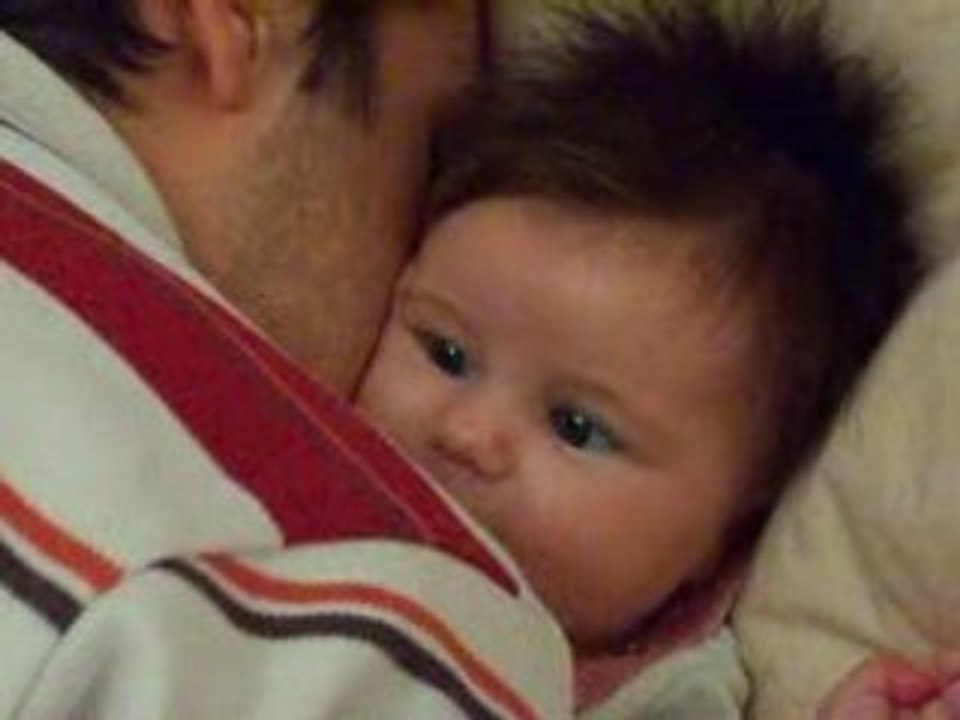 Loulou joue avec papa 2