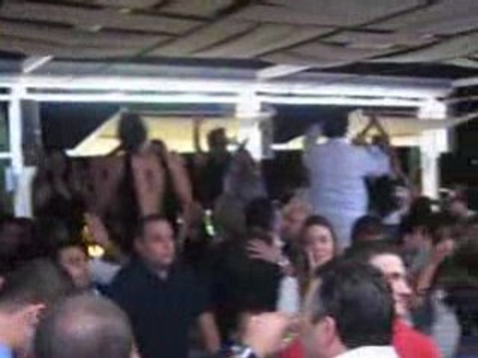 This is BEYROUT - White