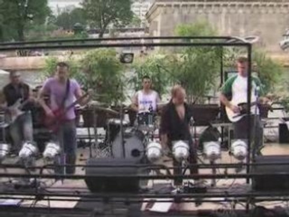 ADRENALINE  PARIS  Juin 2005  Part 1