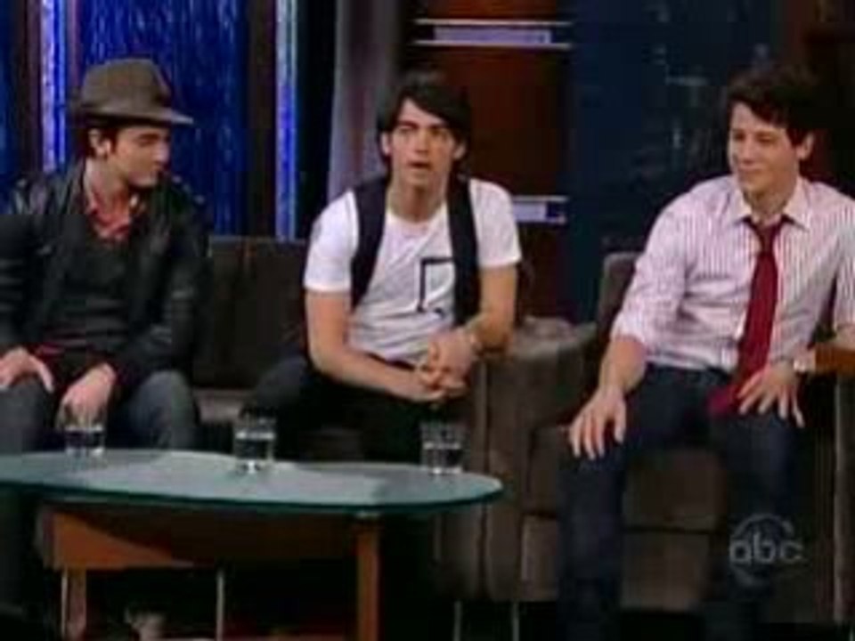 Interview on Jimmy Kimmel Live (25.11.08)