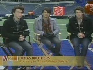 Morning Show with Mike & Juliet (26.11.08)