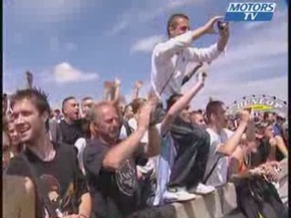 Demo stunt en scooter au Stunt bike show 2007