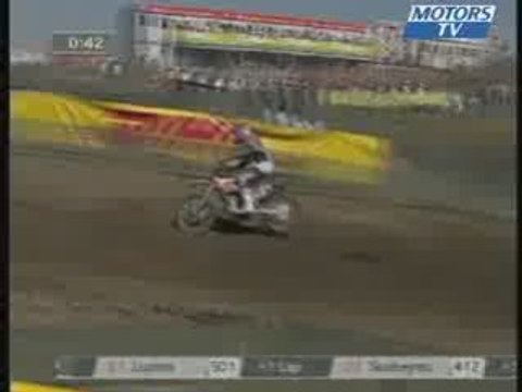 Marvin Musquin vs Shaun Simpson MX2 moto cross GP