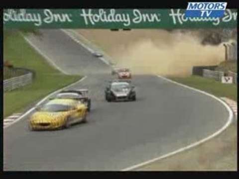 Sortie de piste en camera embarquee au trophee lotus elise