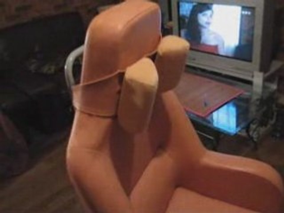 CHAISE