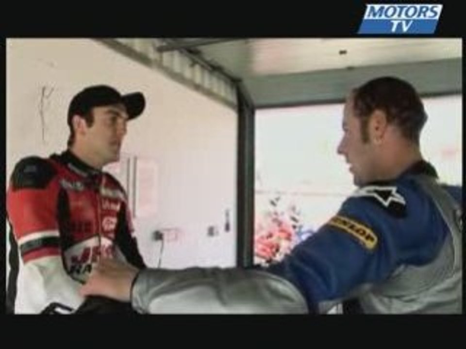 Superbike school UK Pratique hip flick