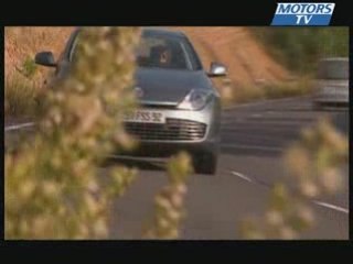 Essai auto RENAULT LAGUNA COUPE