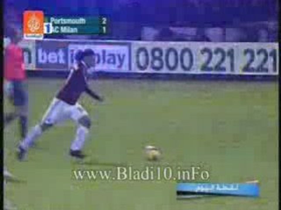 Ronaldinho free kick Milan 11-2008