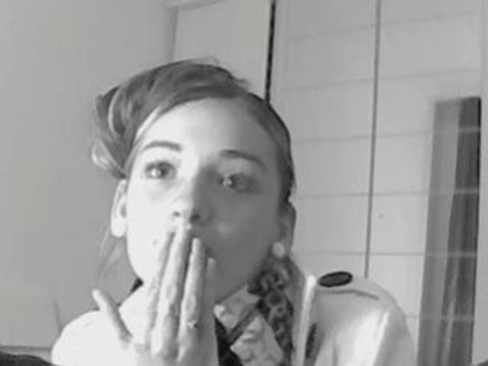 Paola clip