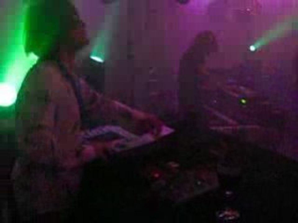 Moscow Grooves Institute Live@MIDEM2007