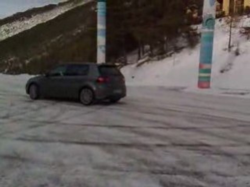 R32 sous la neige