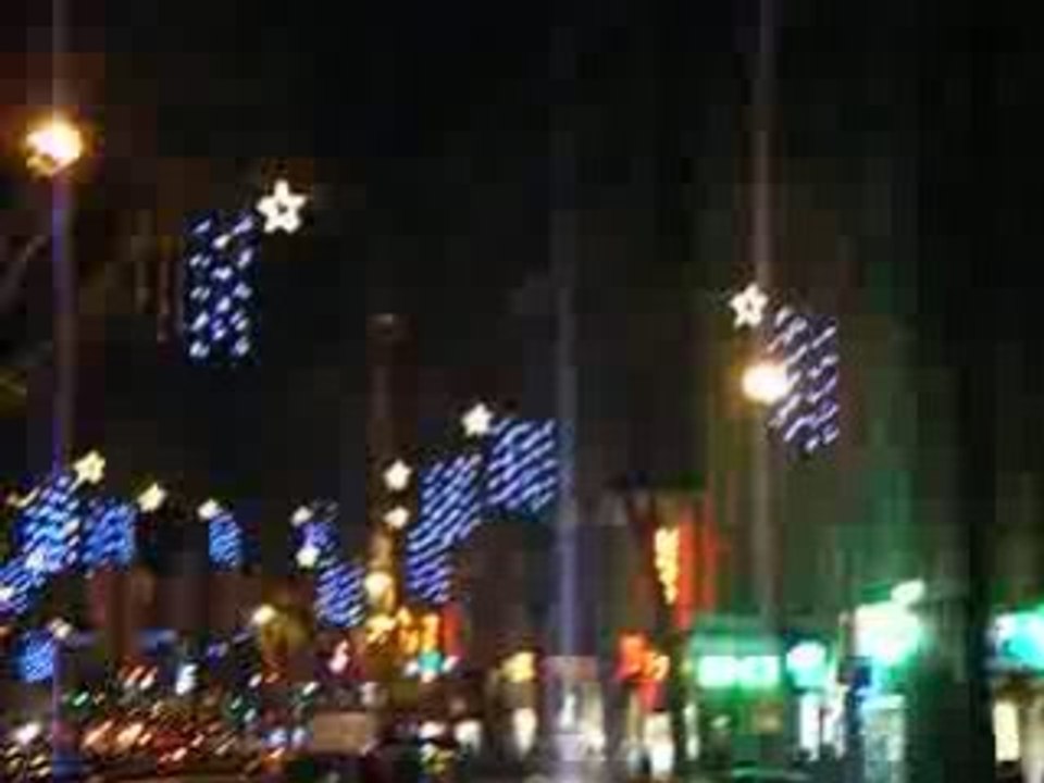 Paris illumine Paris: L'écume glacée, avenue Secrétan, 75019