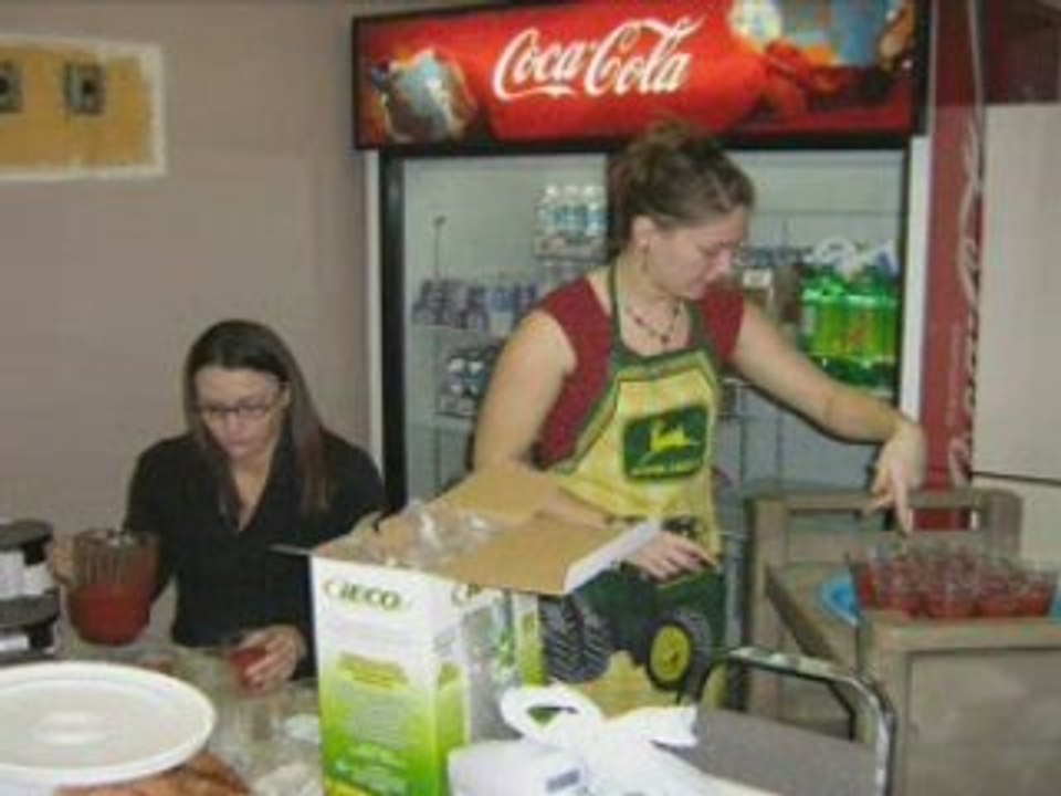 La Vidéo promotionnelle du banquet de noel 2008