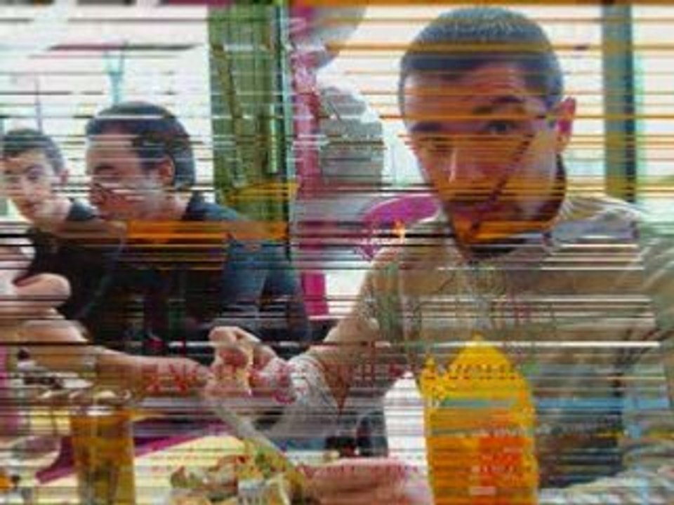 DIMANCHE AU RESTO