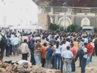 India's Interior Minister resigns over the Mumbai massacre