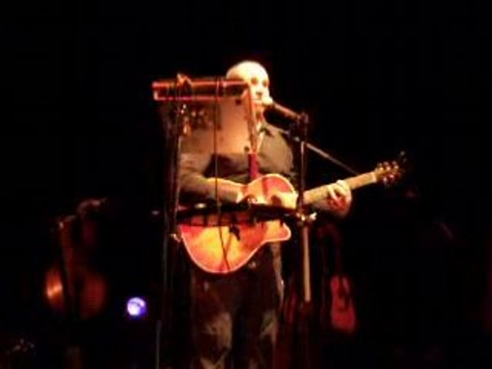 Alex et sa guitare : ménulérique : Magny-les-Hameaux