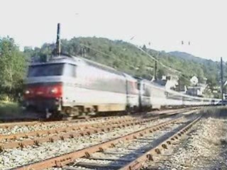 Un train de nuit sur les Causses