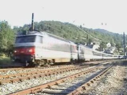 Un train de nuit sur les Causses