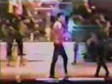 Michael Jackson - Beat It (Tokyo 1987)