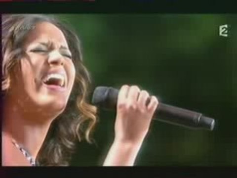 Amel Bent - Tu N'es Plus Là ( Live )