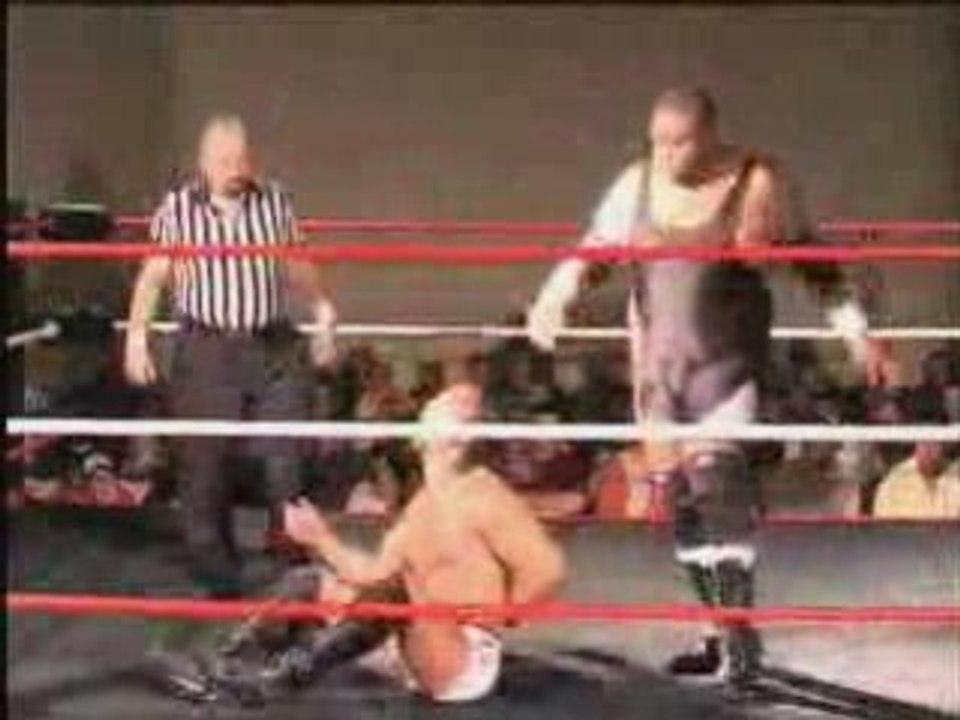 Steve Boz vs Willie "Da Bomb" Richardson