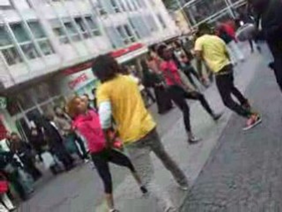 Flash hip hop in motion