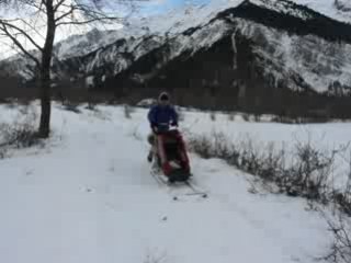 nicolas vanier n'a qu'à bien se tenir