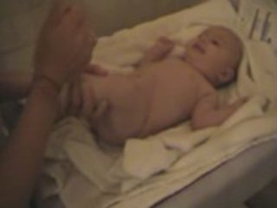 bébé مساج للرضيع