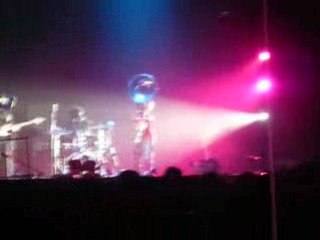 The Roots Live @ Paris Bercy 20.11.2008 Jammin' Pt.1