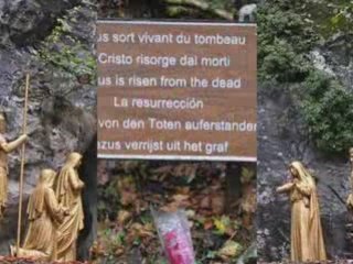 LOURDES chemin de croix