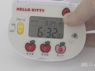 Hello Kitty Clock