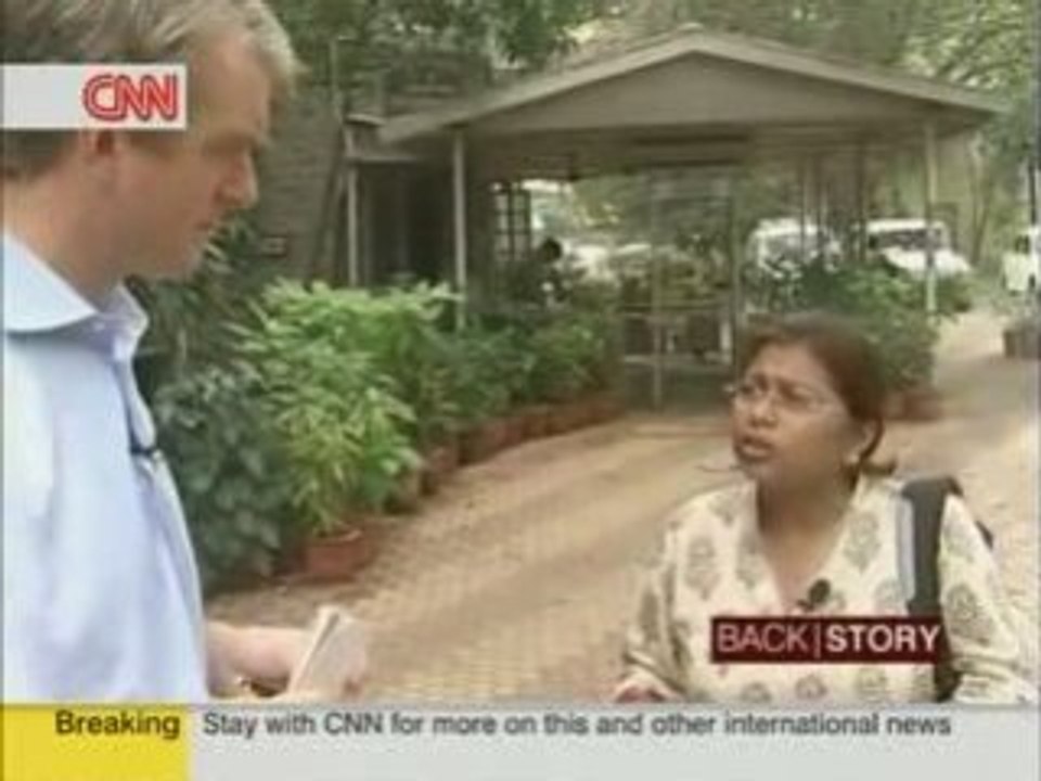 BkS 12/01 (1/4) Nic Robertson & Toral Varia