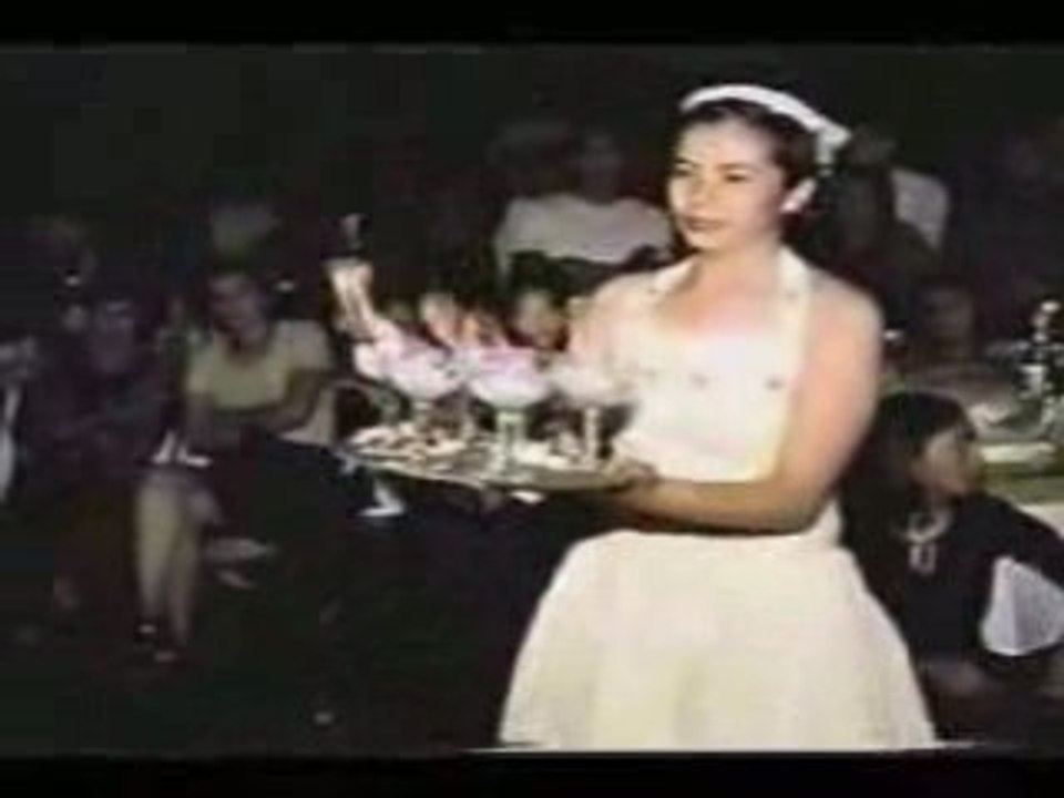Une mariée tres chaude !