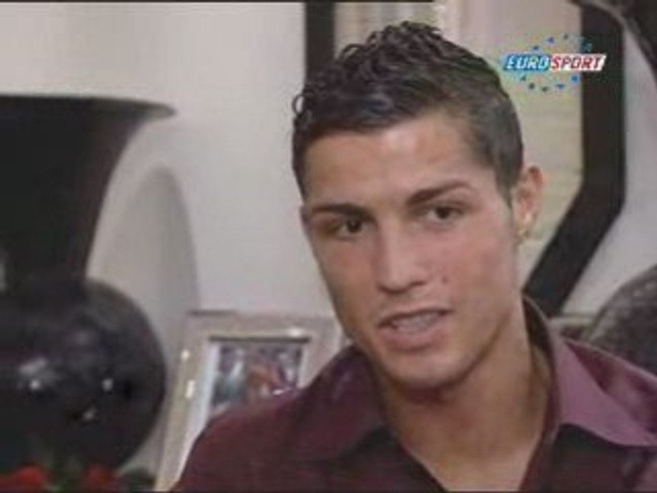 cristiano interview v.f apres avoir reçu le ballon d or.