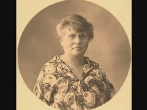 PORTRAITS OF OUR SENIORS,PORTRAITS DE NOS AINES