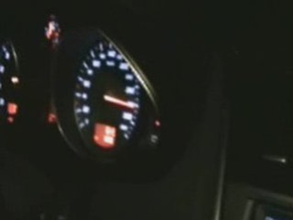 JujuvsR8