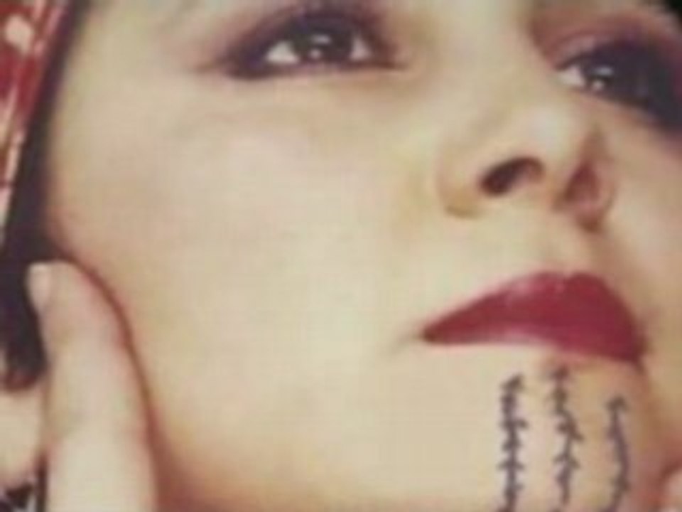 Hommage Aux Femmes et Aux Artistes kabyles.