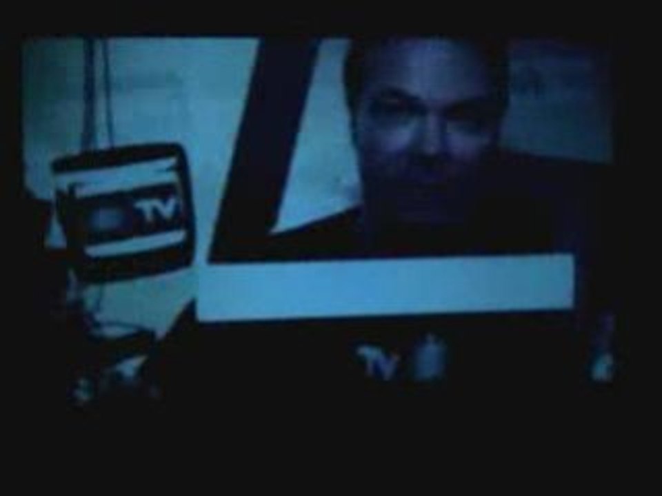 IPHONE VIDEO PROJECTOR GIFT FOR CHRISTMAS