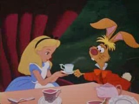 14 UN JOYEUX NON-ANNIVERSAIRE - ALICE AU PAYS DES MERVEILLES