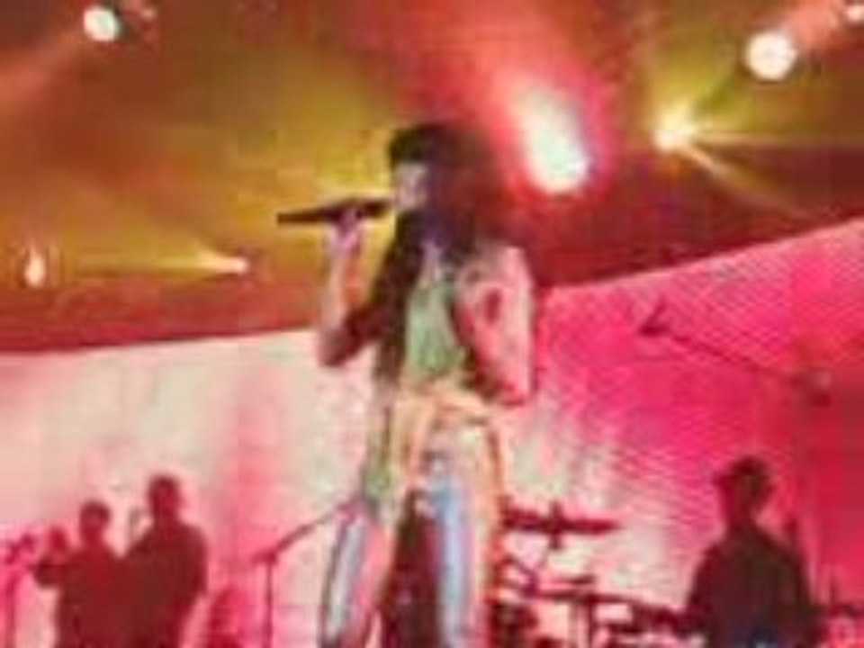 Jenifer au soleil a caen