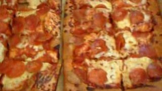 Panormous Pizza Hut Special. Panormous pizza review