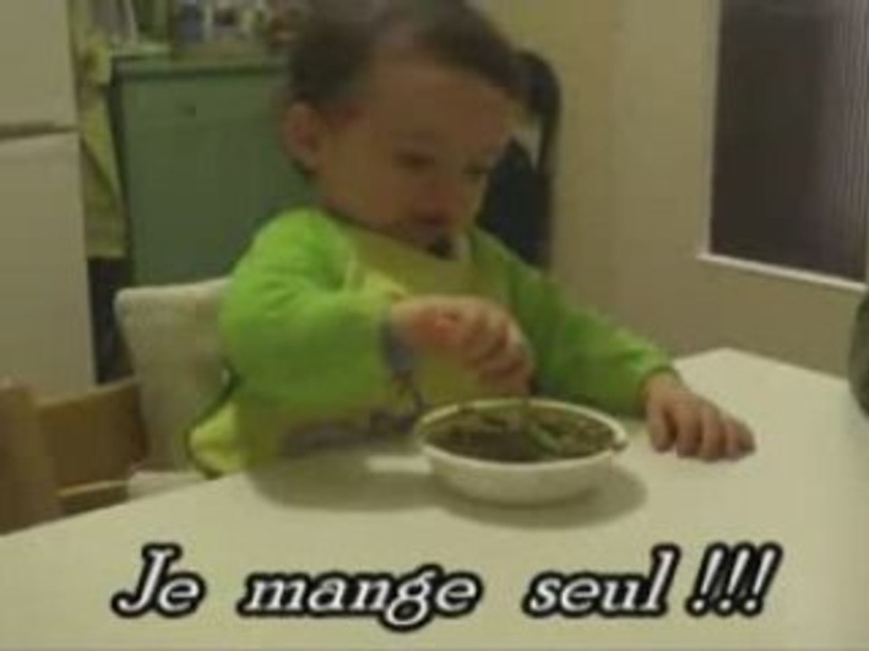 Je mange seul