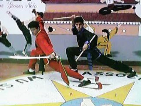 Kung Fu com Mestre Gomes Neto AGKF 2000 video 1