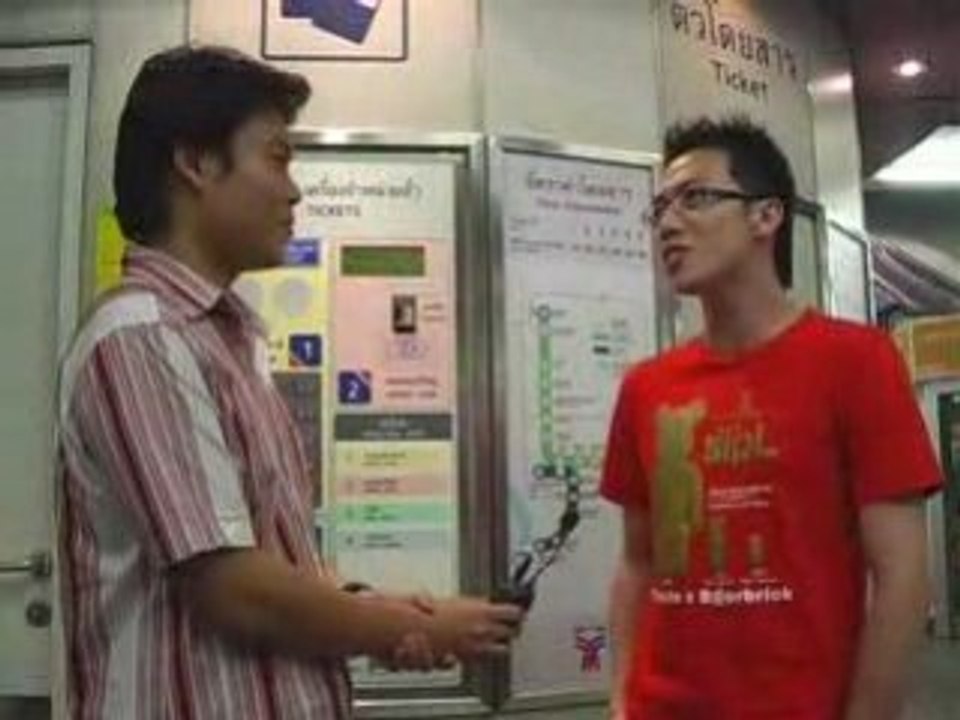 Thailand Tourism Situation (Silom - BTS Saladaeng - Chn2)
