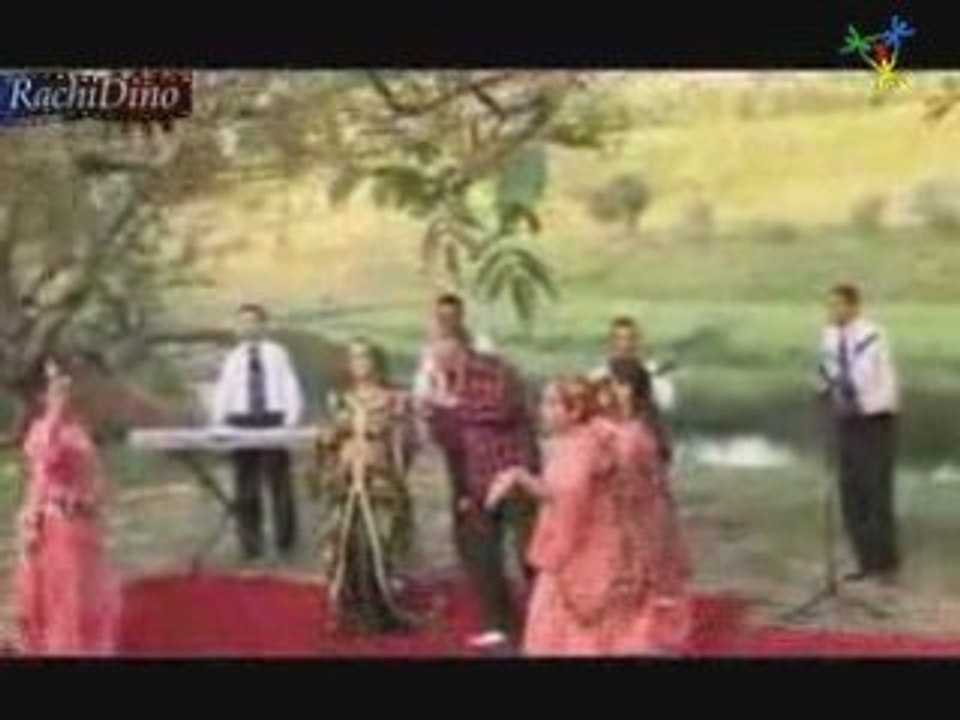 Noureddine & Khadija "salama w'salama.."