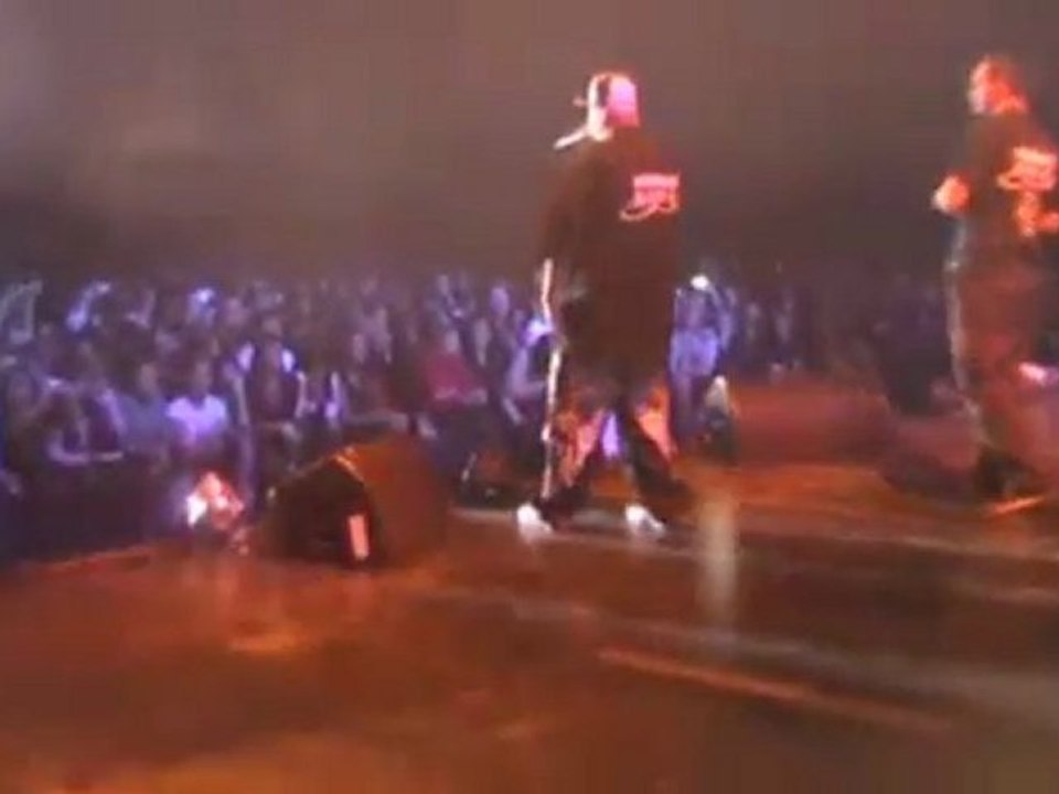 Say-Chino live